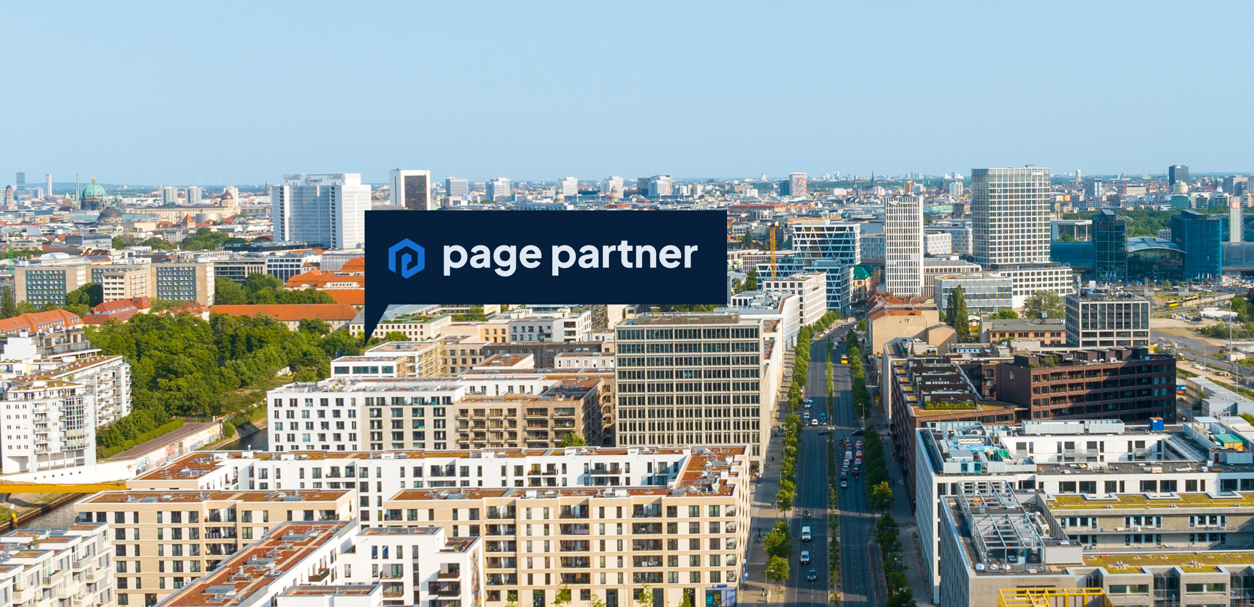 Berlin Skyline Mit Moderner Architektur Und Page Partner