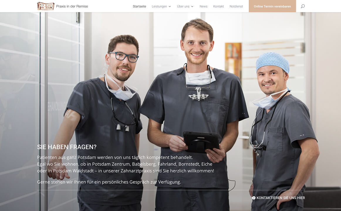 Zahnarztpraxis Team Zahnärzte Im Behandlungsraum